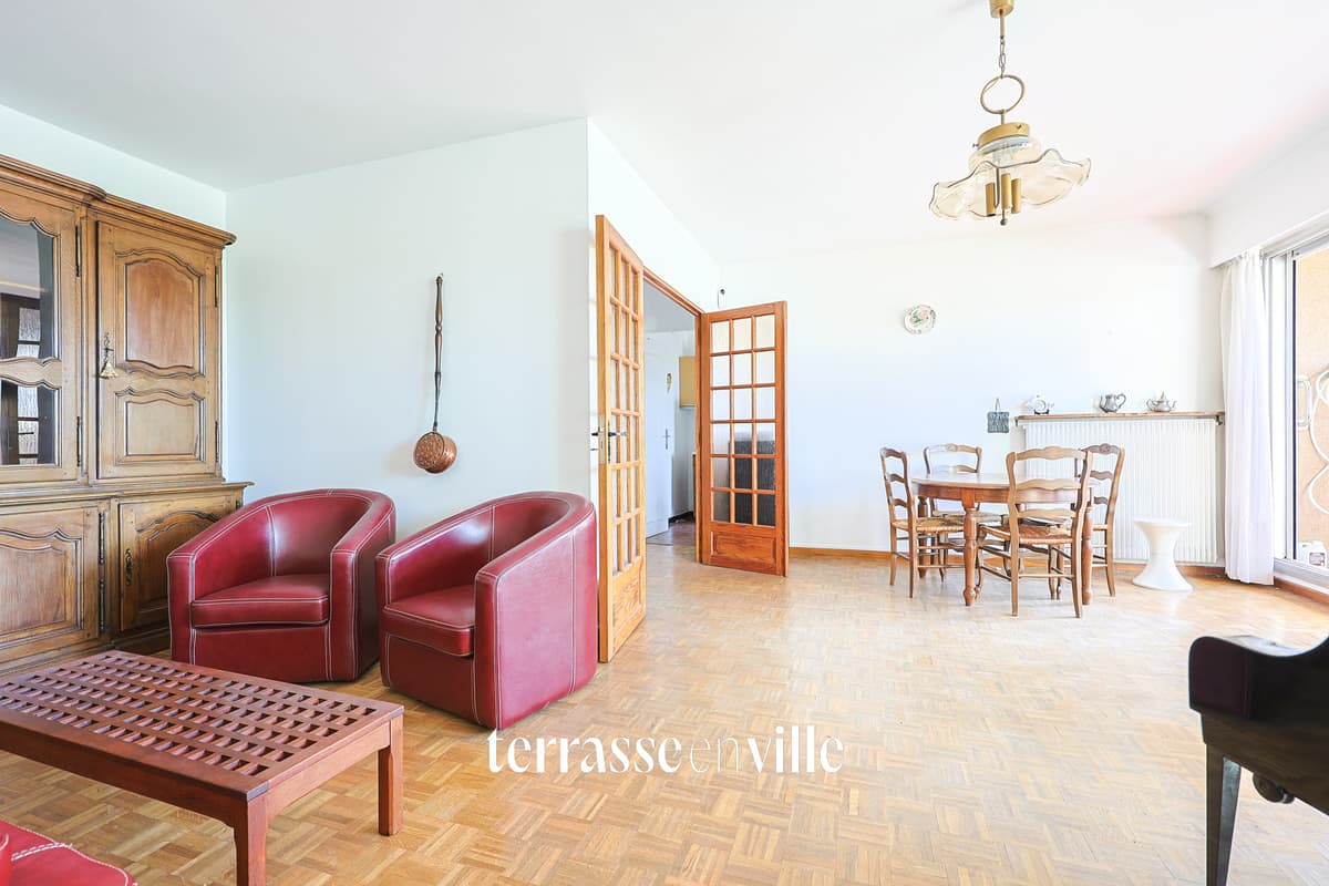 EXCLUSIVITÉ - 26 eme CENTENAIRE - T4 - 96 m2 - TERRASSE ET JARDIN 50 M2 - PARKING - 280 000 € - 4