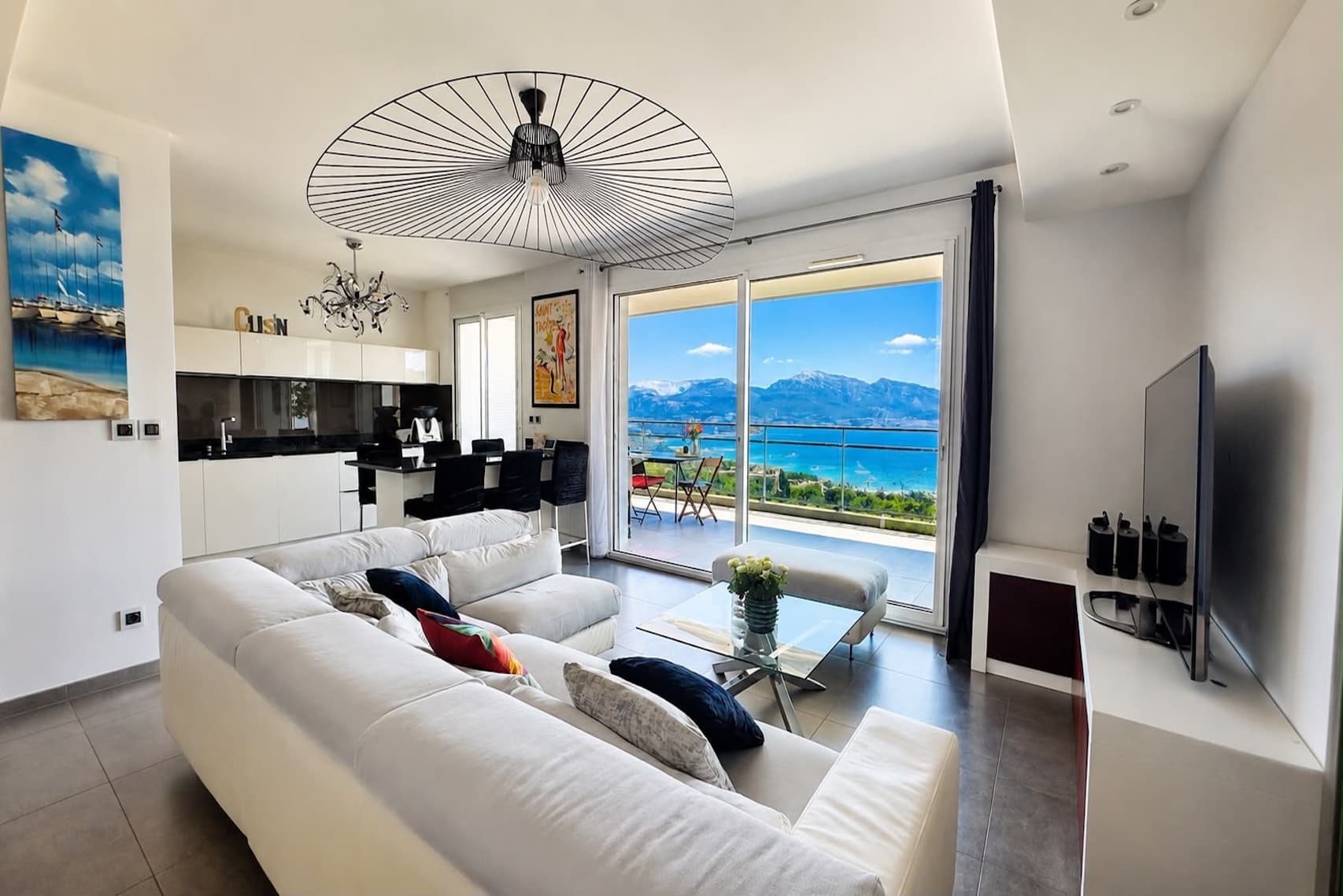 EXCLUSIVITE - LES ALPILLES - T4 - TERRASSE - VUE MER - GARAGE EN SUS - 1 050 000 € - 3
