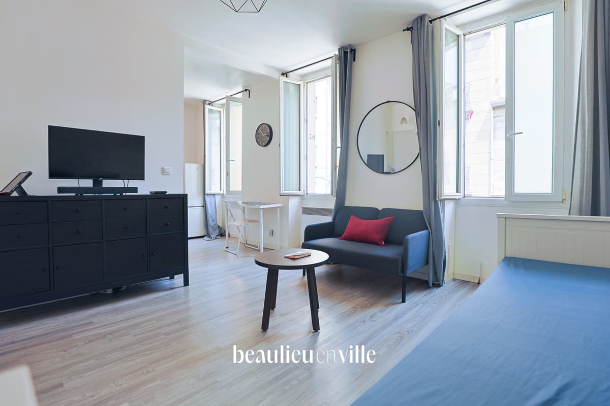 CINQ AVENUES / CHARTREUX - STUDIO 27m2 - 110 000€ - 2