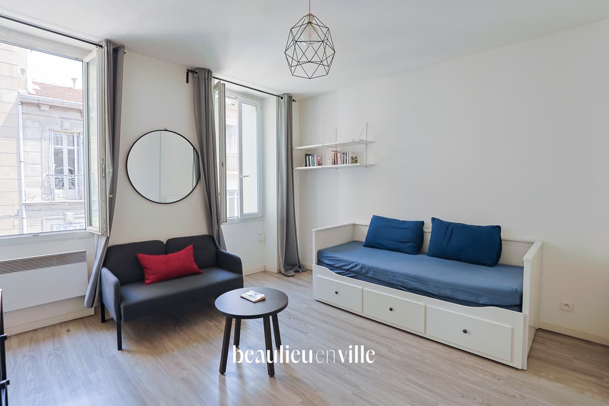 CINQ AVENUES / CHARTREUX - STUDIO 27m2 - 110 000€