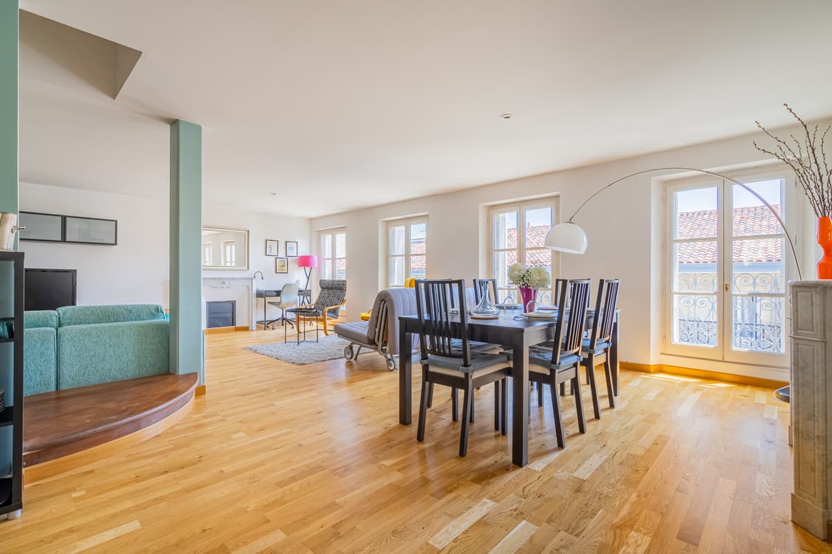 EXCLUSIVITÉ RÉPUBLIQUE T3 123 M2 BALCON DERNIER ÉTAGE VUE DÉGAGÉE 475 000 € - 3