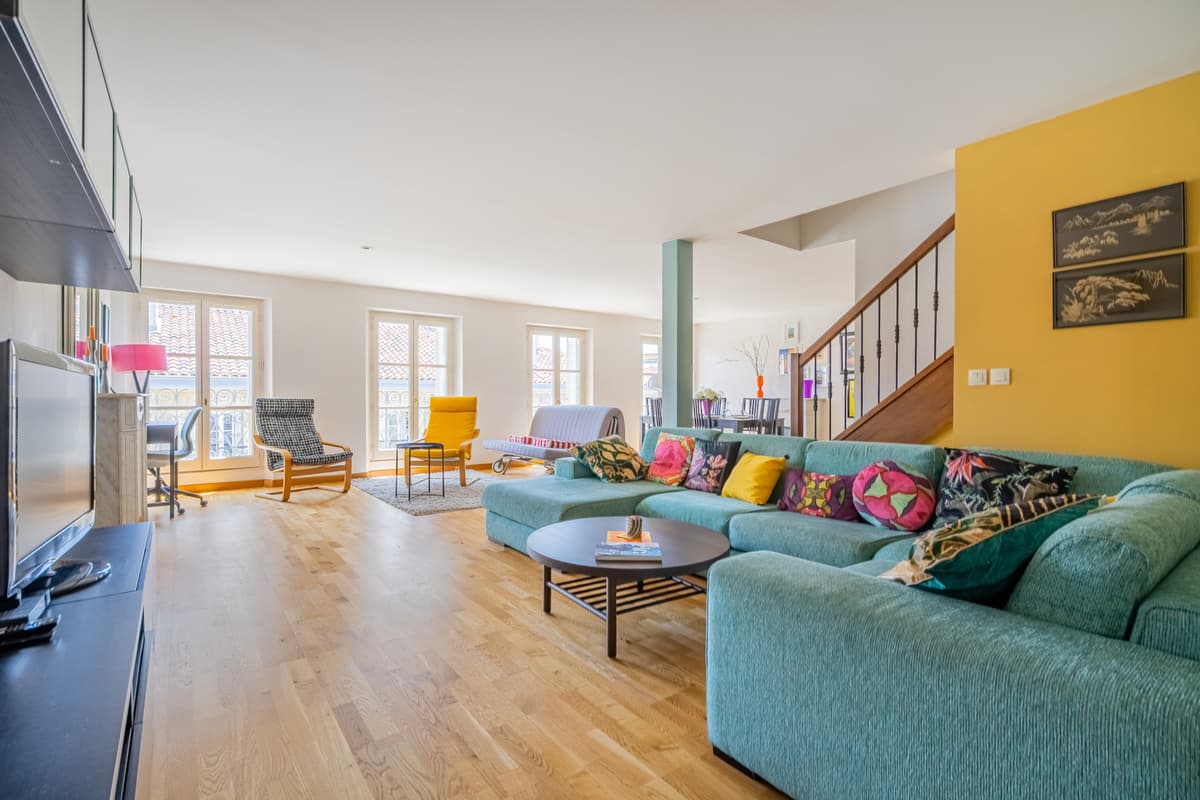 EXCLUSIVITÉ RÉPUBLIQUE T3 123 M2 BALCON DERNIER ÉTAGE VUE DÉGAGÉE 475 000 € - 2