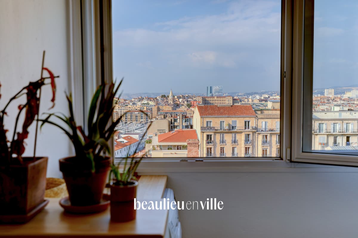 EXCLUSIVITE - VIEUX PORT - SAINT VICTOR - T3 80M2 - VUE PANORAMIQUE - 485 000€ - 6