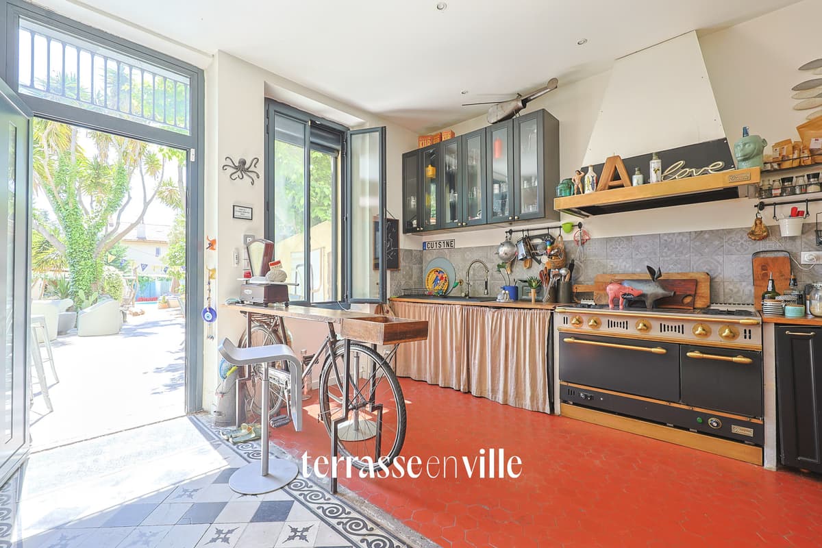 L’ESTAQUE - MAISON T5 - JARDIN - PISCINE - VUE MER - 790 000€ - 6