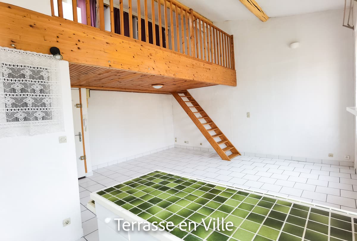 13005 - CAMAS - T1/2 non meublé - 633€ - 3