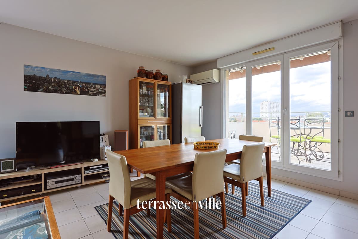 EXCLUSIVITE - MAZARGUES - PENTHOUSE T3 - 73 M2 - TERRASSE - 42 M2 - 345 000 € - 6
