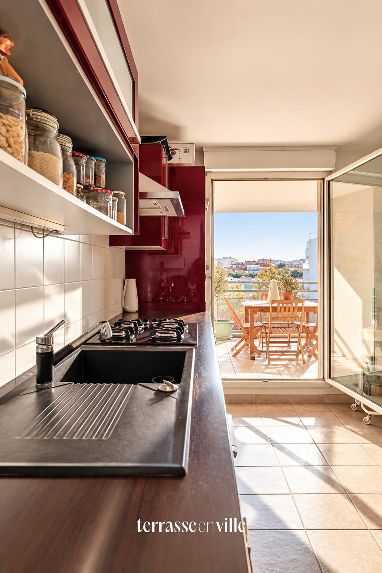 EXCLUSIVITÉ - CONCEPTION - T4 - TERRASSE - BOX - 395 000 EUROS - 6