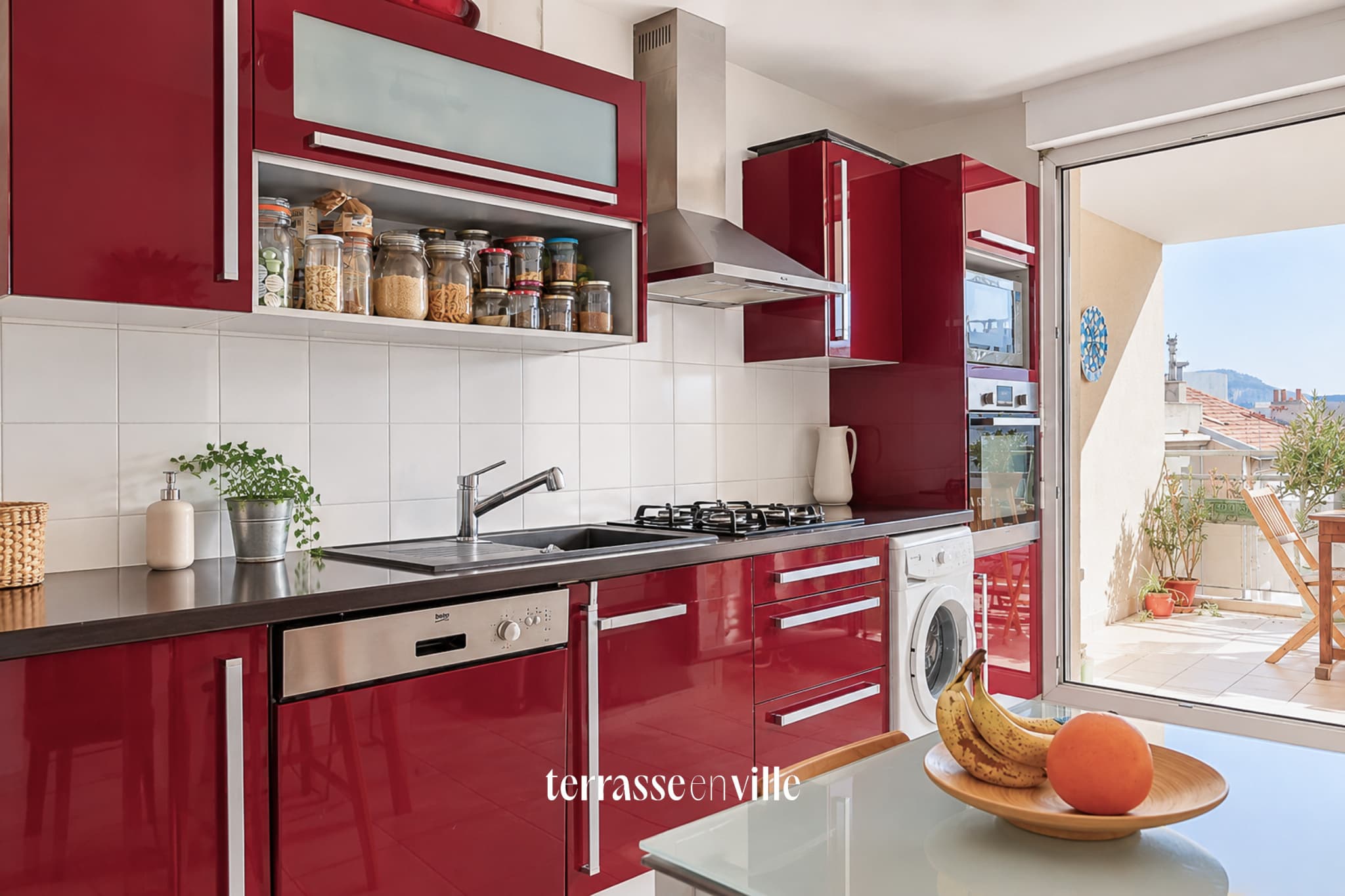 EXCLUSIVITÉ - CONCEPTION - T4 - TERRASSE - BOX - 395 000 EUROS - 3
