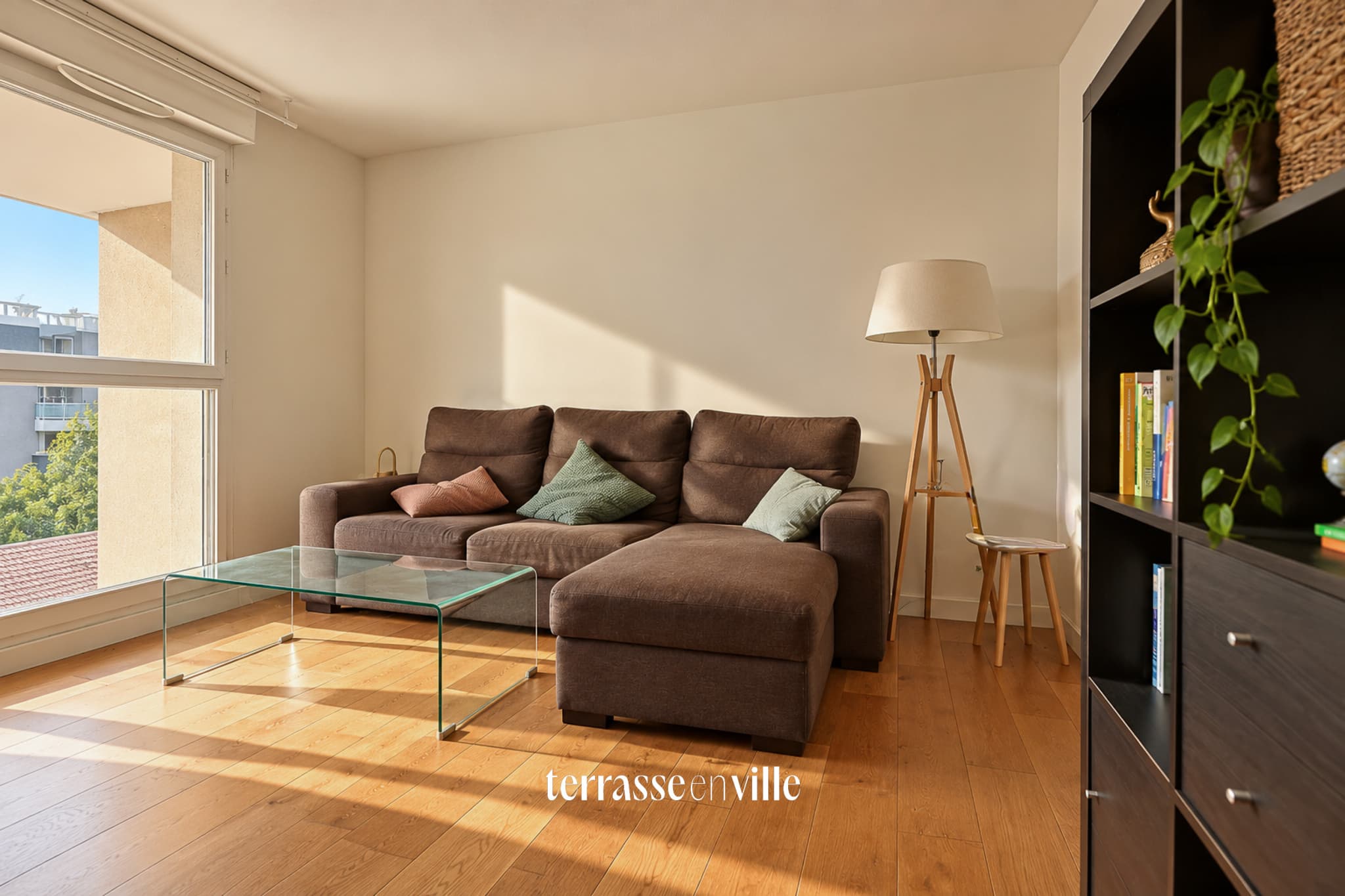 EXCLUSIVITÉ - CONCEPTION - T4 - TERRASSE - BOX - 395 000 EUROS - 7
