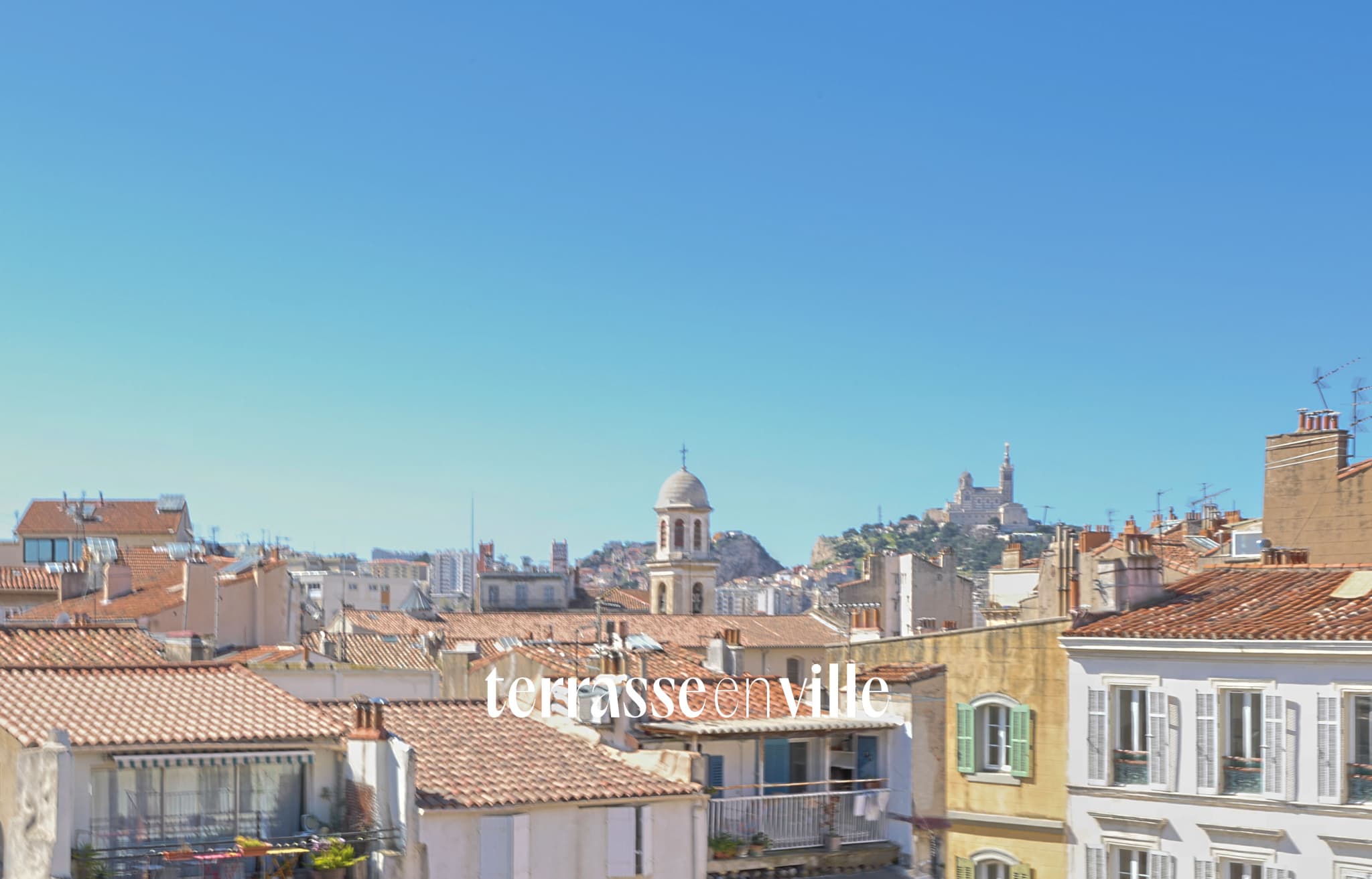EXCLUSIVITE - NOTRE-DAME-DU-MONT - T3 - DERNIER ETAGE - TERRASSE - VUE - 390 000€ - 1