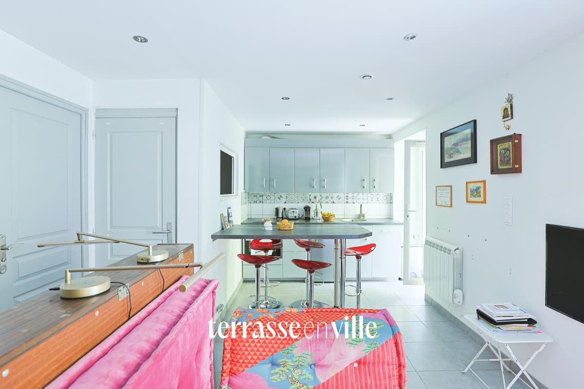 EXCLUSIVITE - CARRE D’OR - T2 - JARDIN PRIVATIF - 180 000 € - 3