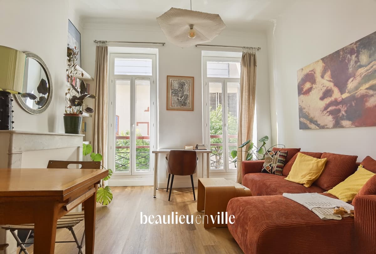 13006 - VAUBAN - T2 meublé et rénové - 960€ - 1