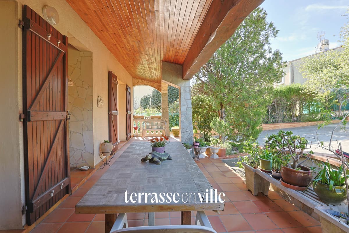 LE ROVE - MAISON 218m2 - TERRASSES - JARDIN - 660 000€ - 3