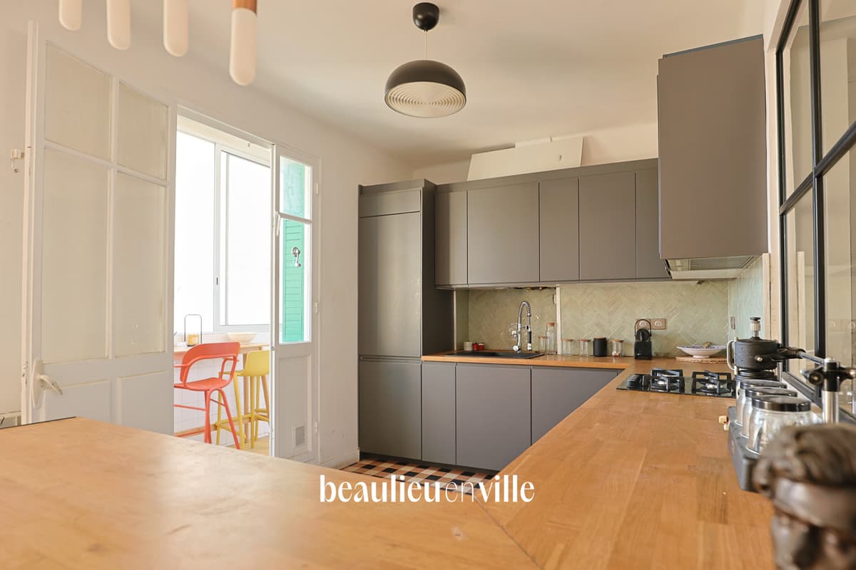 EXCLUSIVITÉ LONGCHAMP / CINQ AVENUES T4 TRAVERSANT 94 M2 LOGGIA 350 000 € - 4