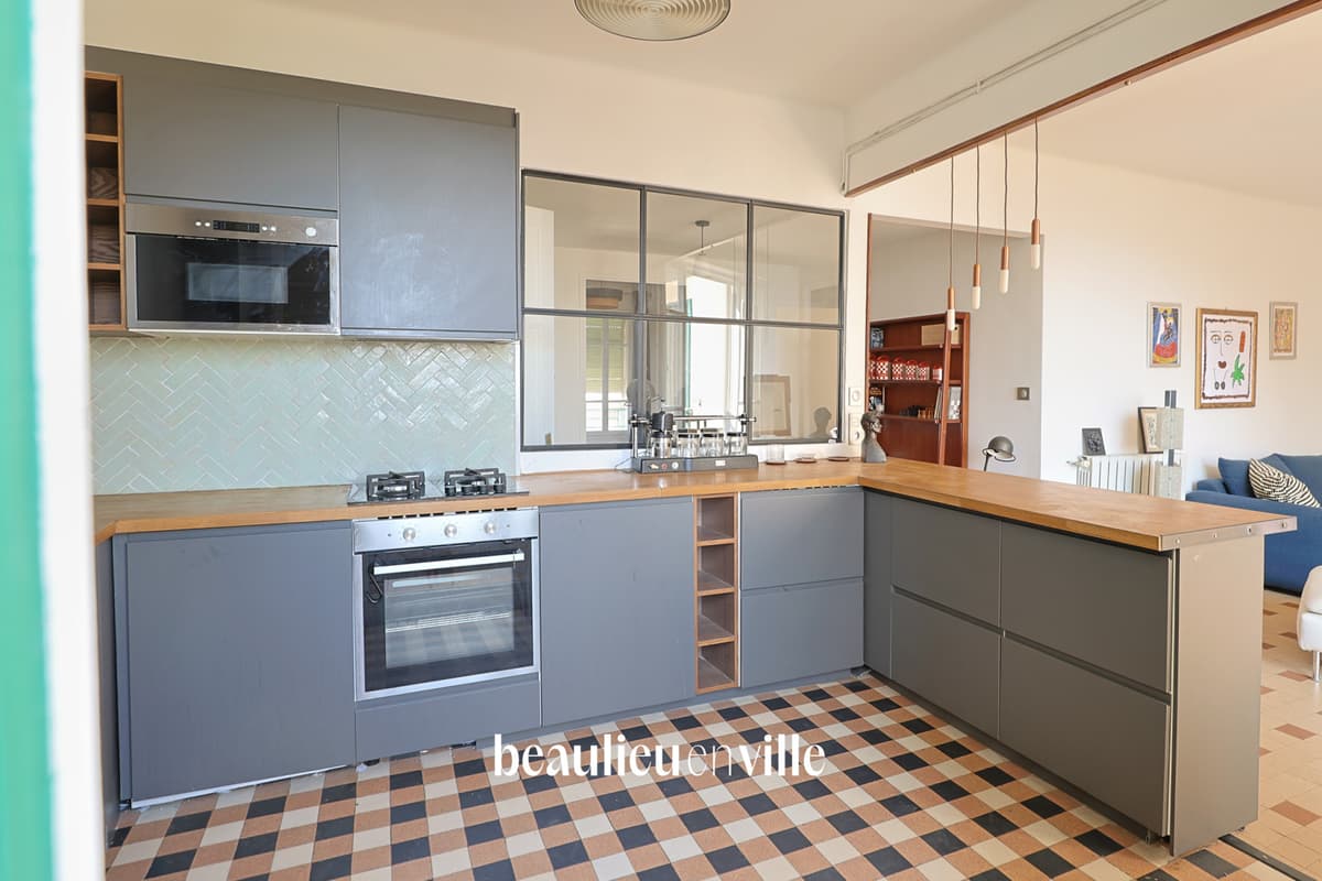EXCLUSIVITÉ LONGCHAMP / CINQ AVENUES T4 TRAVERSANT 94 M2 LOGGIA 350 000 € - 5