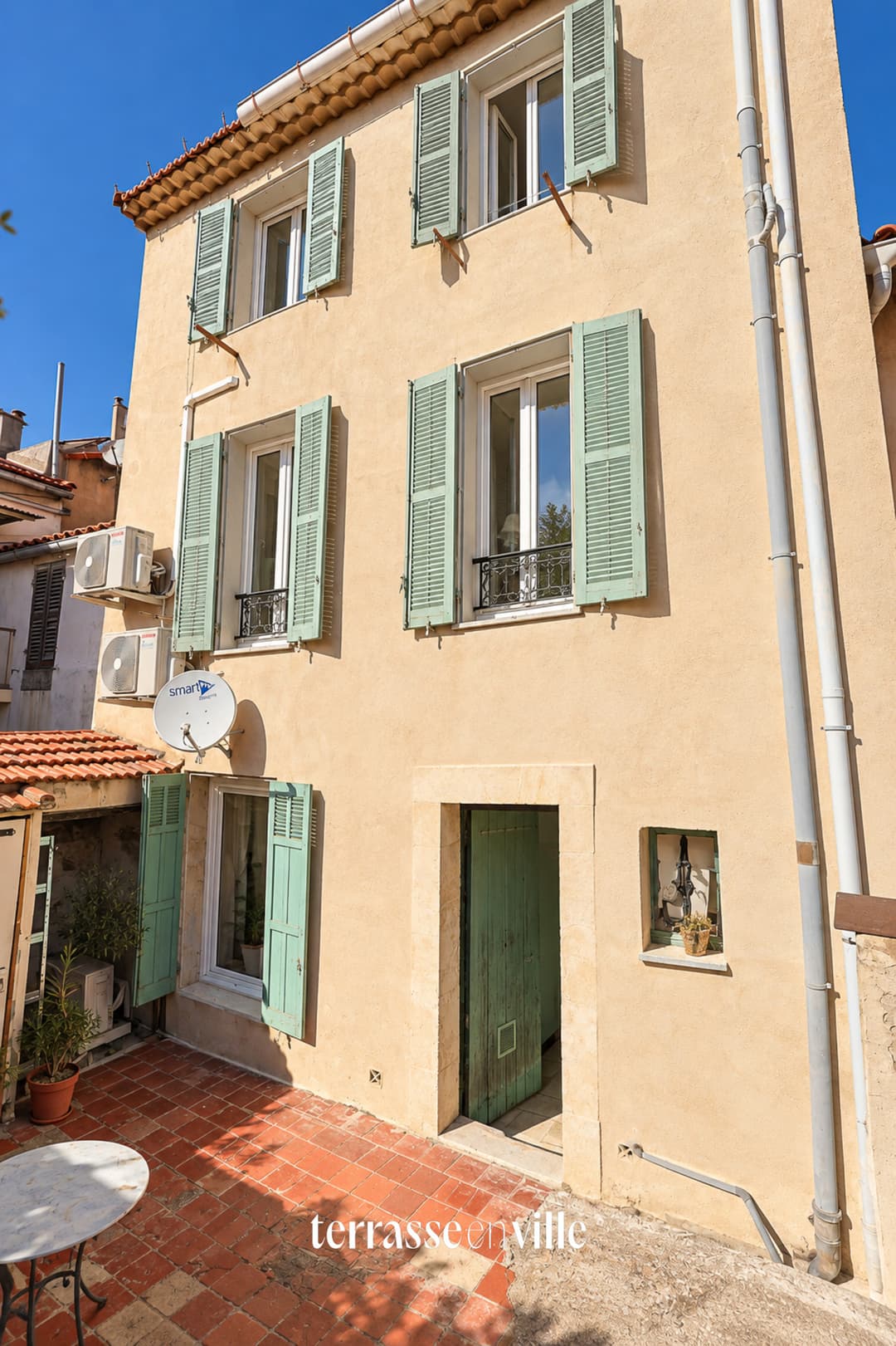Exclusivité - Immeuble loué - 3 appartements - 100 m2 - Vue mer - Saint André