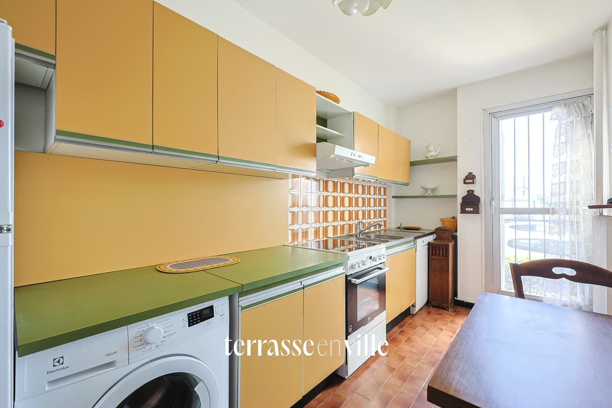 EXCLUSIVITÉ - 26 eme CENTENAIRE - T4 - 96 m2 - TERRASSE ET JARDIN 50 M2 - PARKING - 300 000 € - 7
