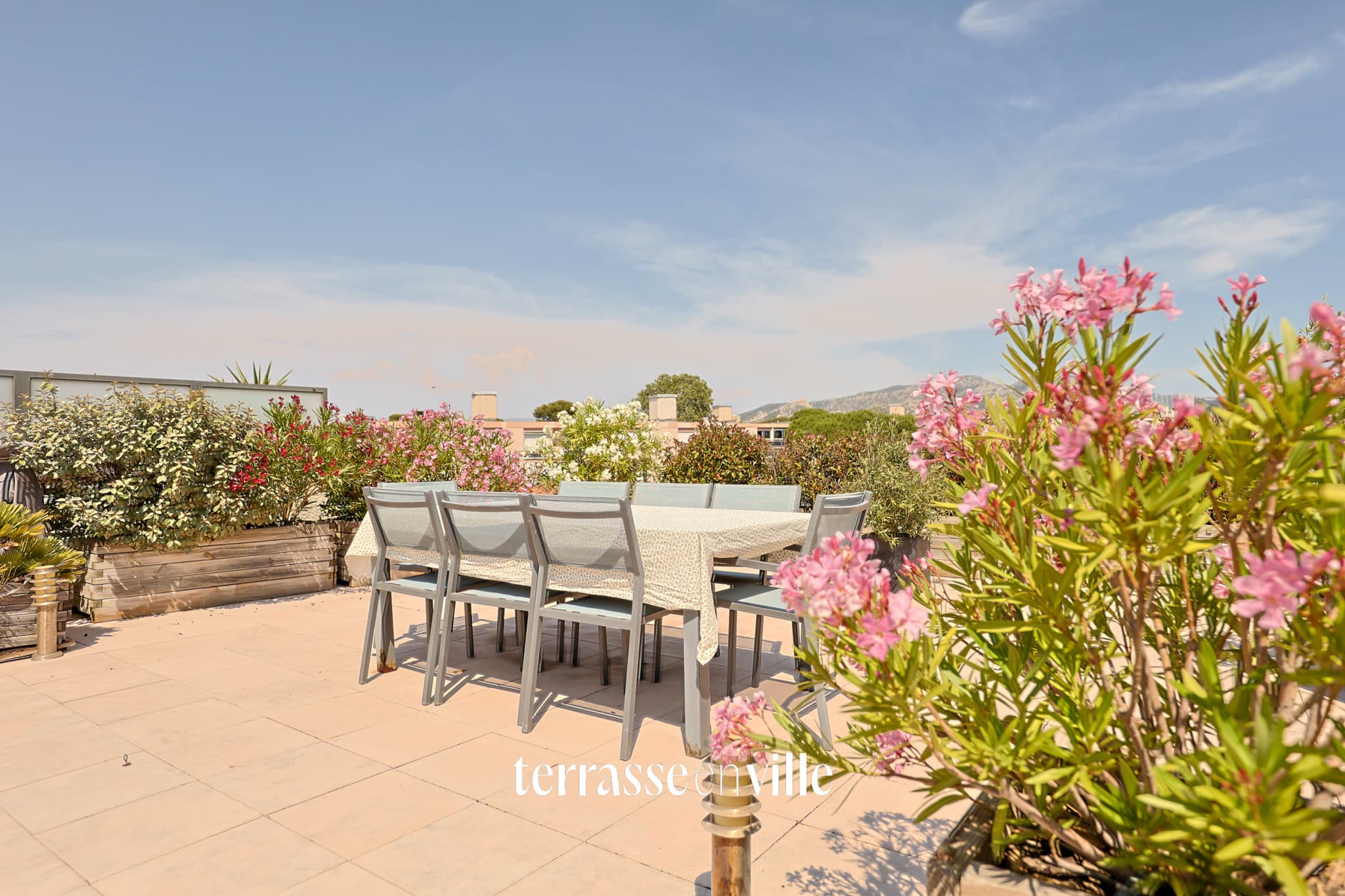 EXCLUSIVITÉ - BORELY - T3 101m2 - TOIT TERRASSE 93m2 - VUE - 495 000€ - 2