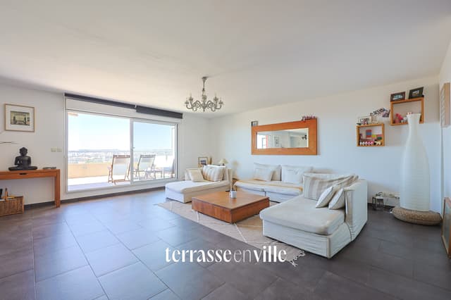 EXCLUSIVITÉ - PARC DE LA VIGIE 13014 - T4 - DERNIER ÉTAGE - TERRASSES - VUE MER - PISCINE - 2 PARKINGS - 400
