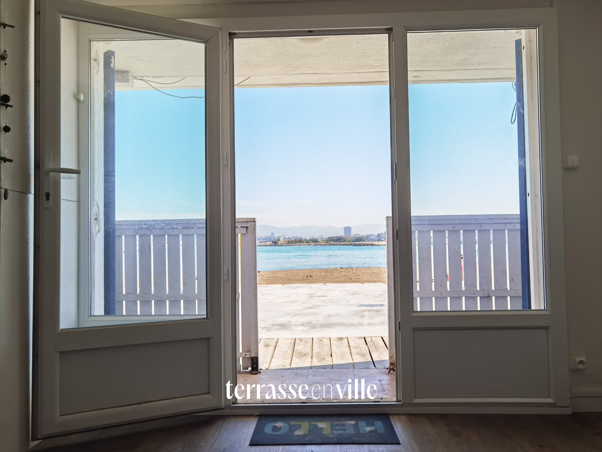 13008 - PLAGE DE LA POINTE ROUGE - CABANON T2 MEUBLÈ ET RÉNOVÉ - 920€ - 1