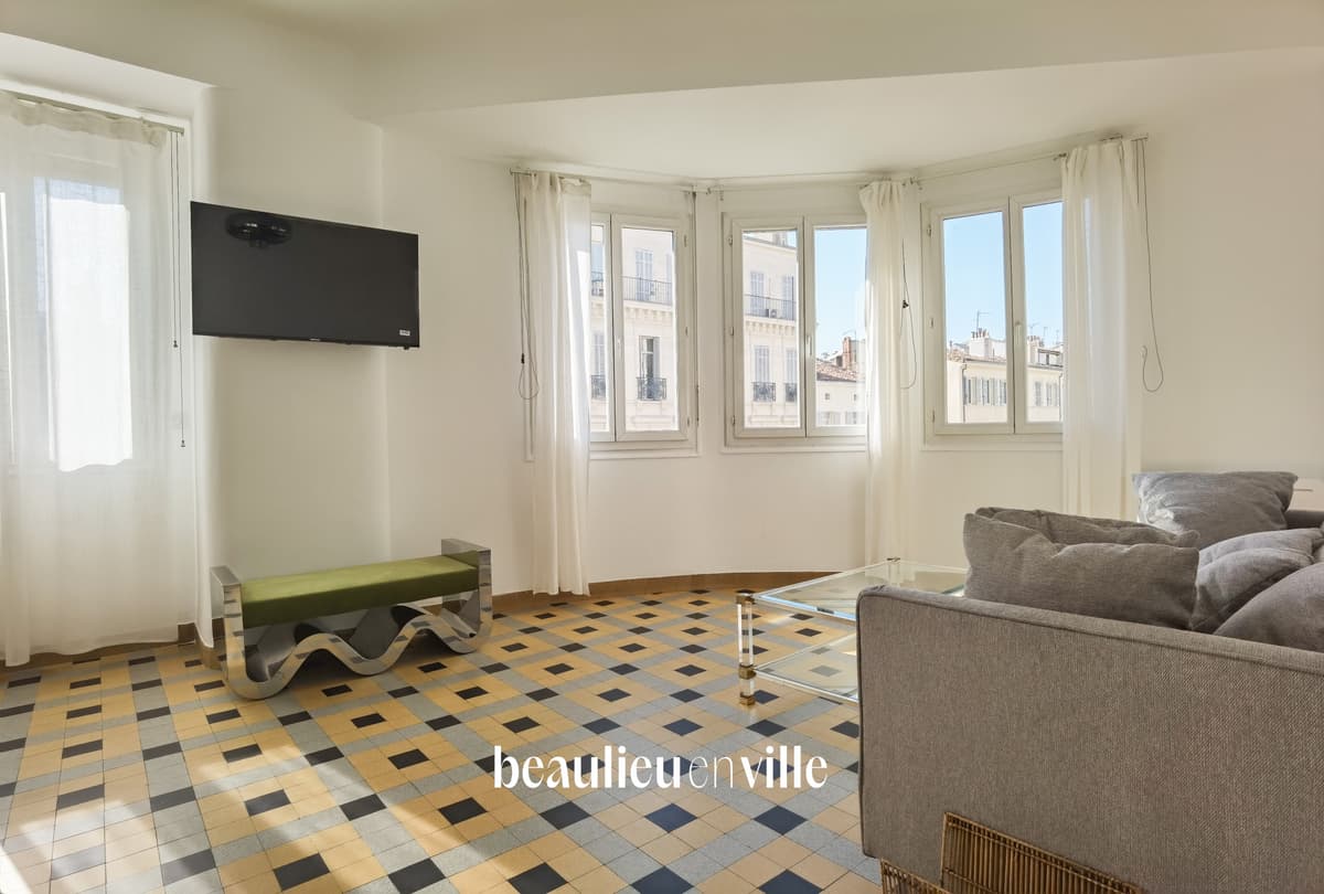 Castellane - Appartement T3 meublé rénové - 2