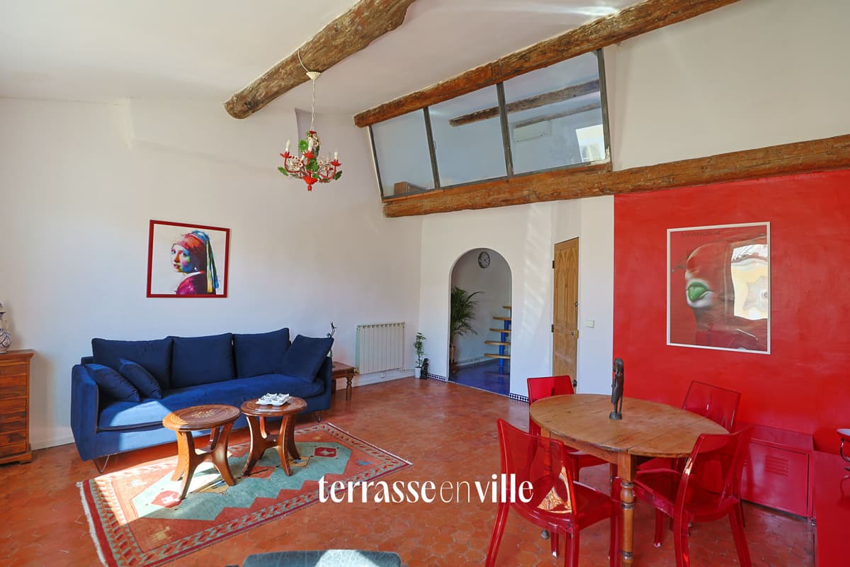EXCLUSIVITÉ OPERA - VIEUX PORT DERNIER ETAGE T2/3 56 M2 - TOIT TERRASSE - 300 000 € - 3