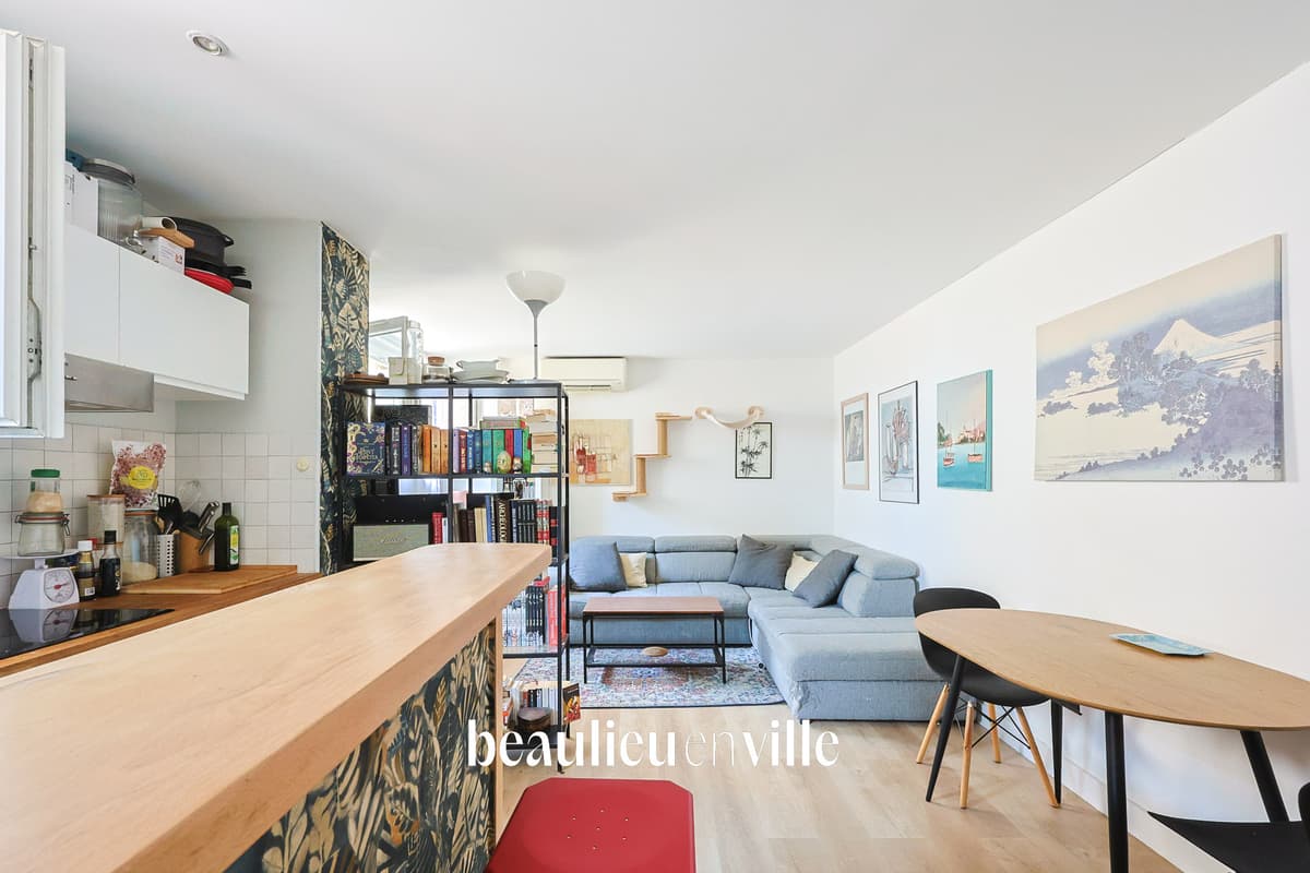 EXCLUSIVITÉ - CASTELLANE - LODI - T3 TRAVERSANT - 66 M2 - 240 000 € - 2