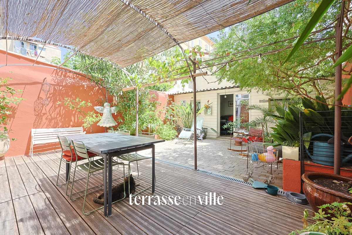 PARADIS - VAUBAN - T4 - TERRASSE - MAISON DE FOND - 530 000€ - 1