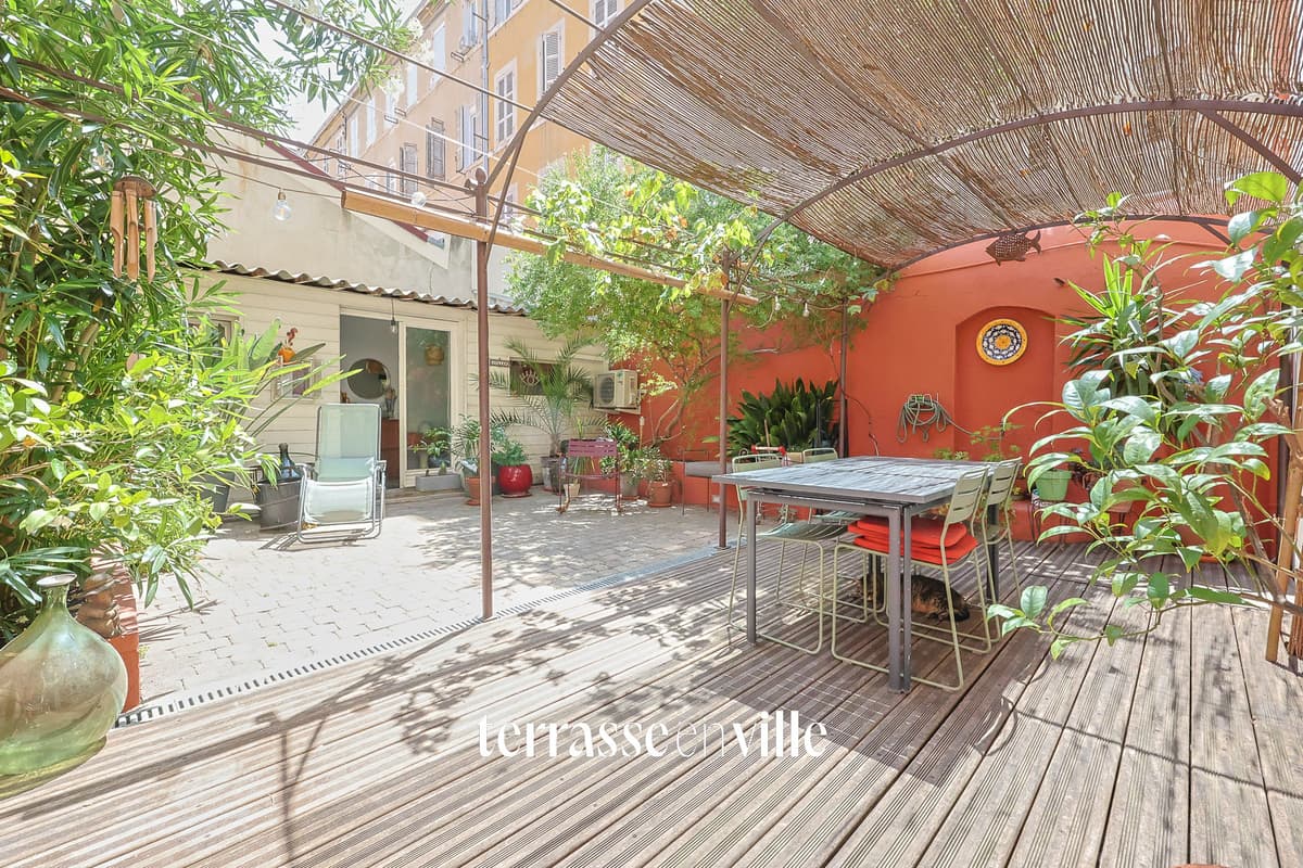 PARADIS - VAUBAN - T4 - TERRASSE - MAISON DE FOND - 530 000€