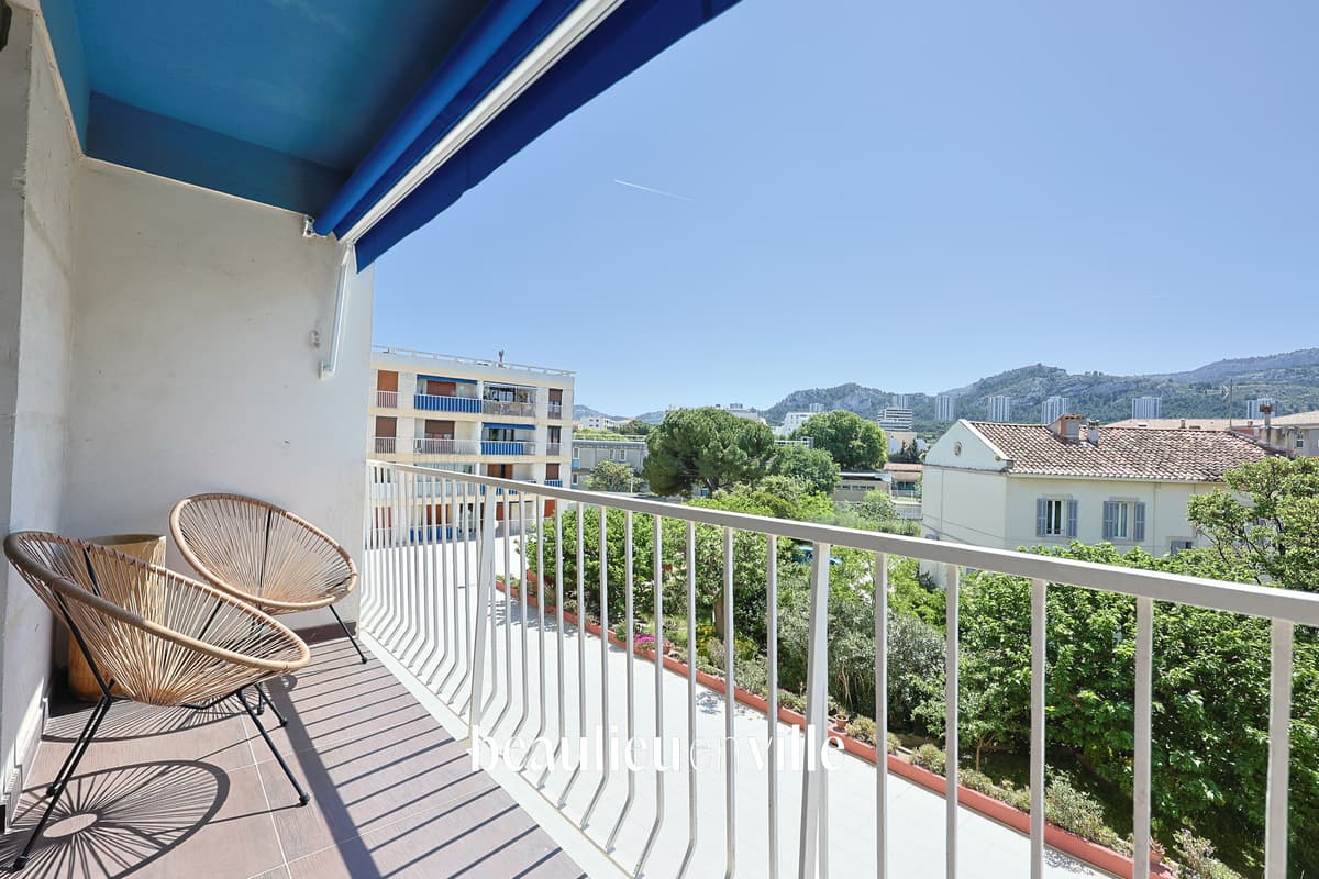 EXCLUSIVITE - LA VIEILLE CHAPELLE - APPARTEMENT T3 - 67 M2 - BALCON - GARAGE EN SUS - 260 000€ - 2