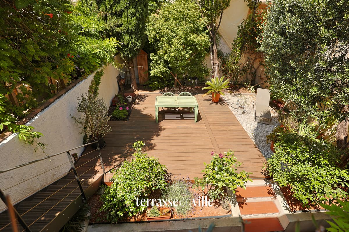 EXCLUSIVITÉ - BAILLE - MAISON - JARDIN - GARAGE - 585 000 EUROS - 7
