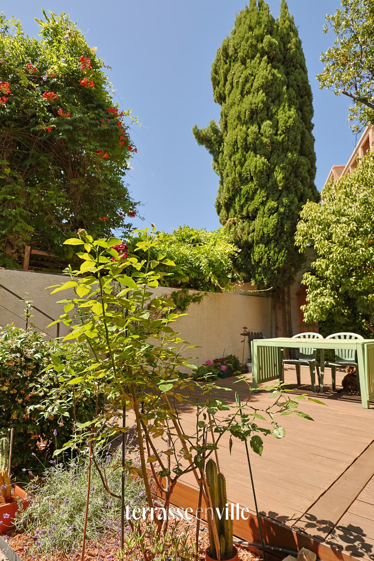EXCLUSIVITÉ - BAILLE - MAISON - JARDIN - GARAGE - 585 000 EUROS - 6