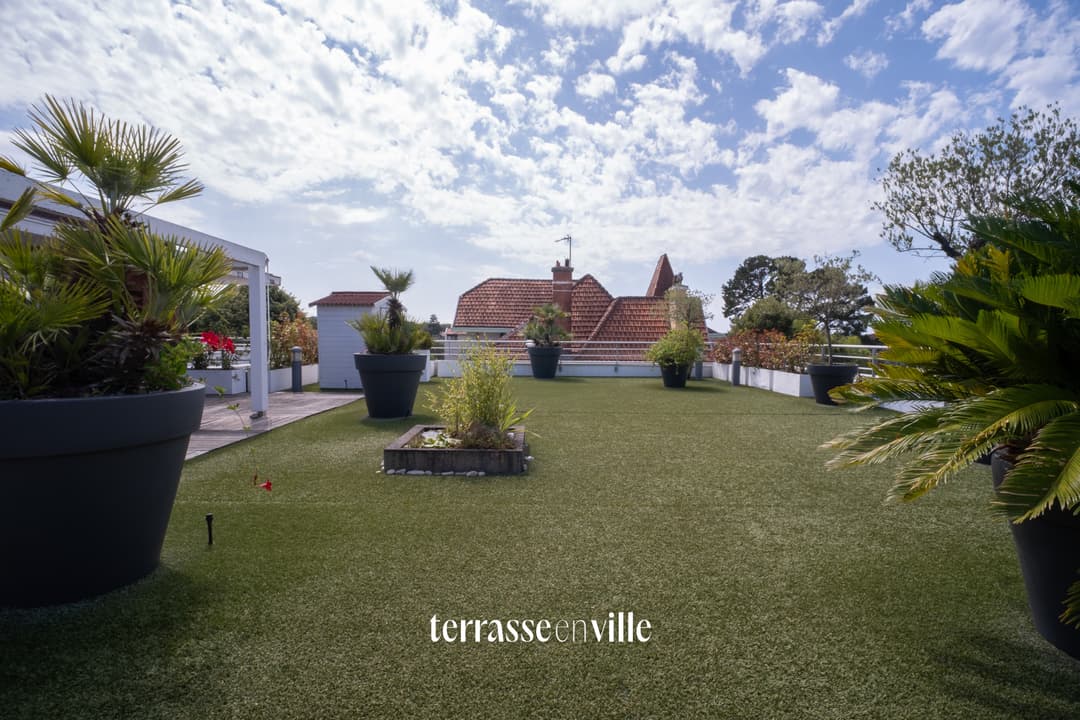 Bayonne - quartier Beyris - appartement 92m2 - terrasse 200m2 - 790 000€