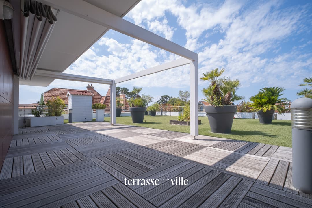 Bayonne - quartier Beyris - appartement 92m2 - terrasse 200m2 - 790 000€