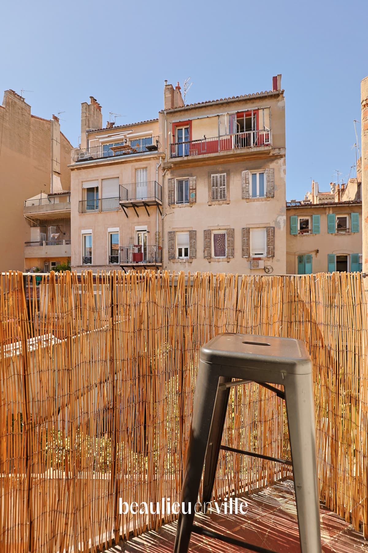 SOUS-OFFRE - EXCLUSIVITE - NOTRE-DAME-DU-MONT - T2 - BALCON - 210 000€ - 2