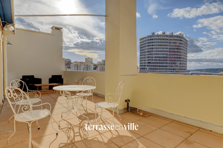 EXCLUSIVITE - CATALANS - SAINT LAMBERT - T2/3 46M2 - TERRASSE 30M2 - VUE MER - 285 000€