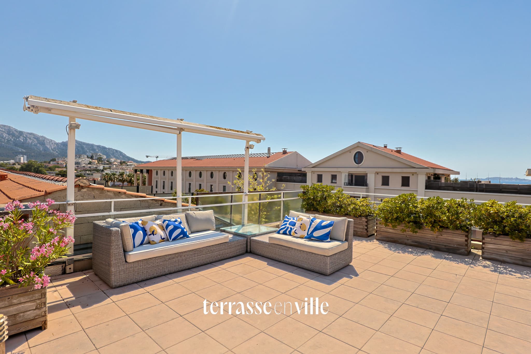 EXCLUSIVITÉ - BORELY - T3 101m2 - TOIT TERRASSE 93m2 - VUE - 495 000€ - 2