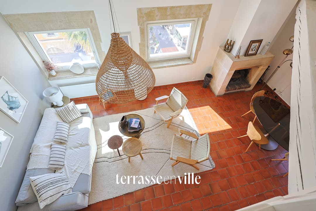 VIEUX PORT/PLACE THIARS - LOFT T2/3 - TROPEZIENNE - VUE - 430 000€