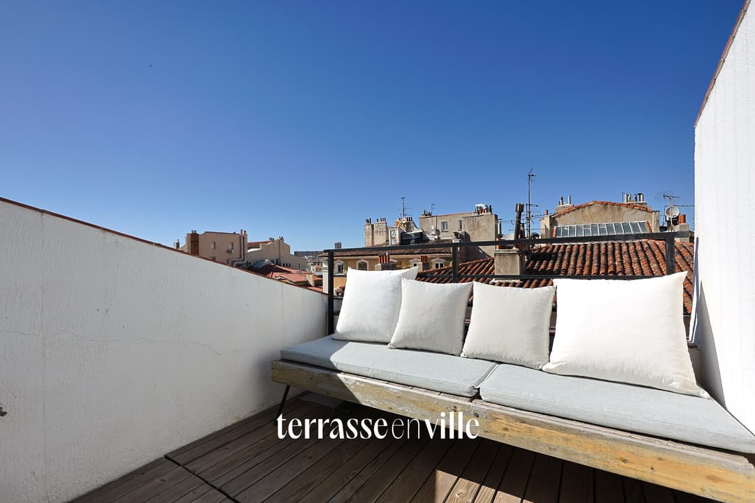 VIEUX PORT/PLACE THIARS - LOFT T2/3 - TROPEZIENNE - VUE - 430 000€