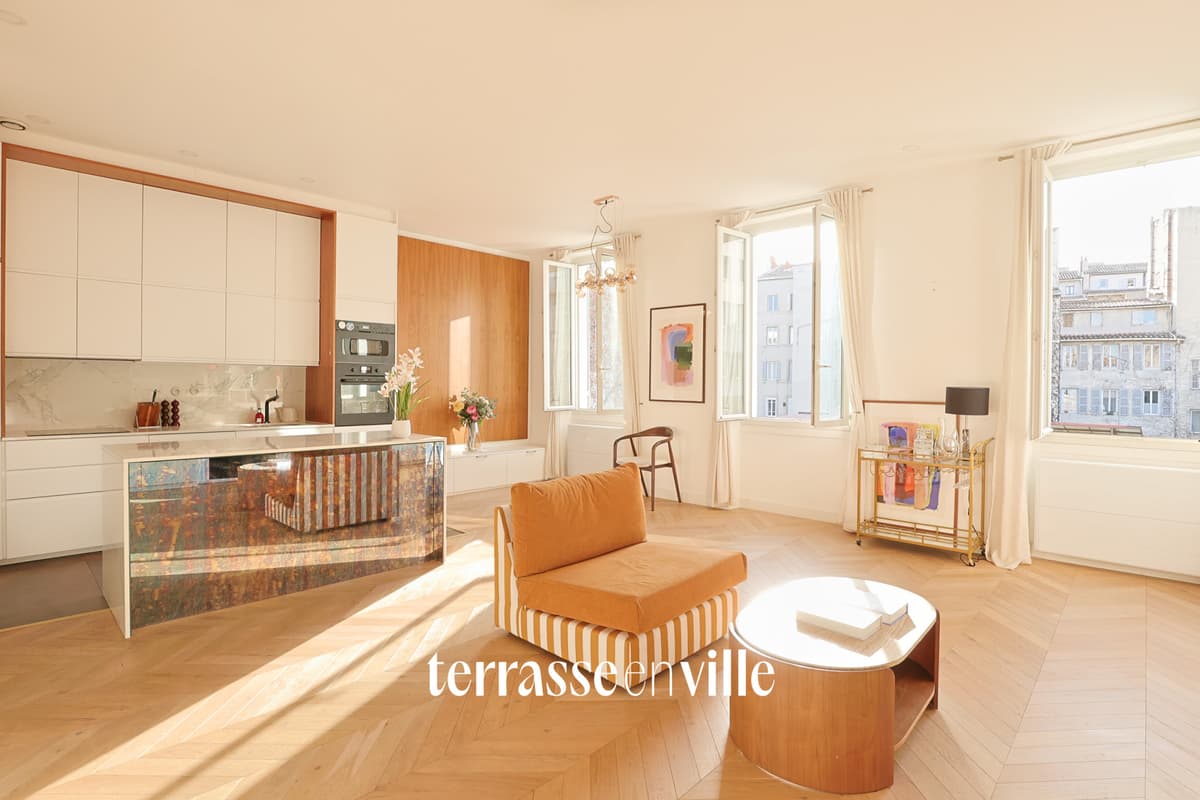 PREFECTURE / PIERRE PUGET - DUPLEX T4 - 140m2 - TERRASSE 30m2 - DERNIER ETAGE - 6
