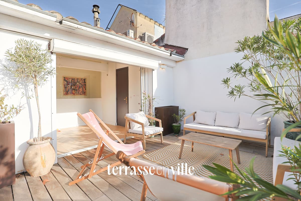 PREFECTURE / PIERRE PUGET - DUPLEX T4 - 140m2 - TERRASSE 30m2 - DERNIER ETAGE - 1