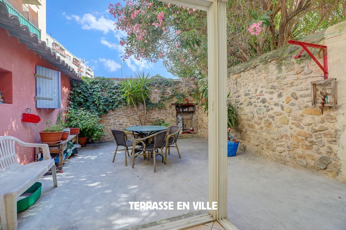EXCLUSIVITE - CHUTES LAVIE - REZ-DE-JARDIN - 63 M2 - T2/3 - 195 000€ - 1