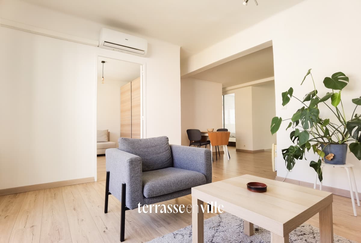 T3 - MEUBLÉ - CAMAS - 1230€ - 1