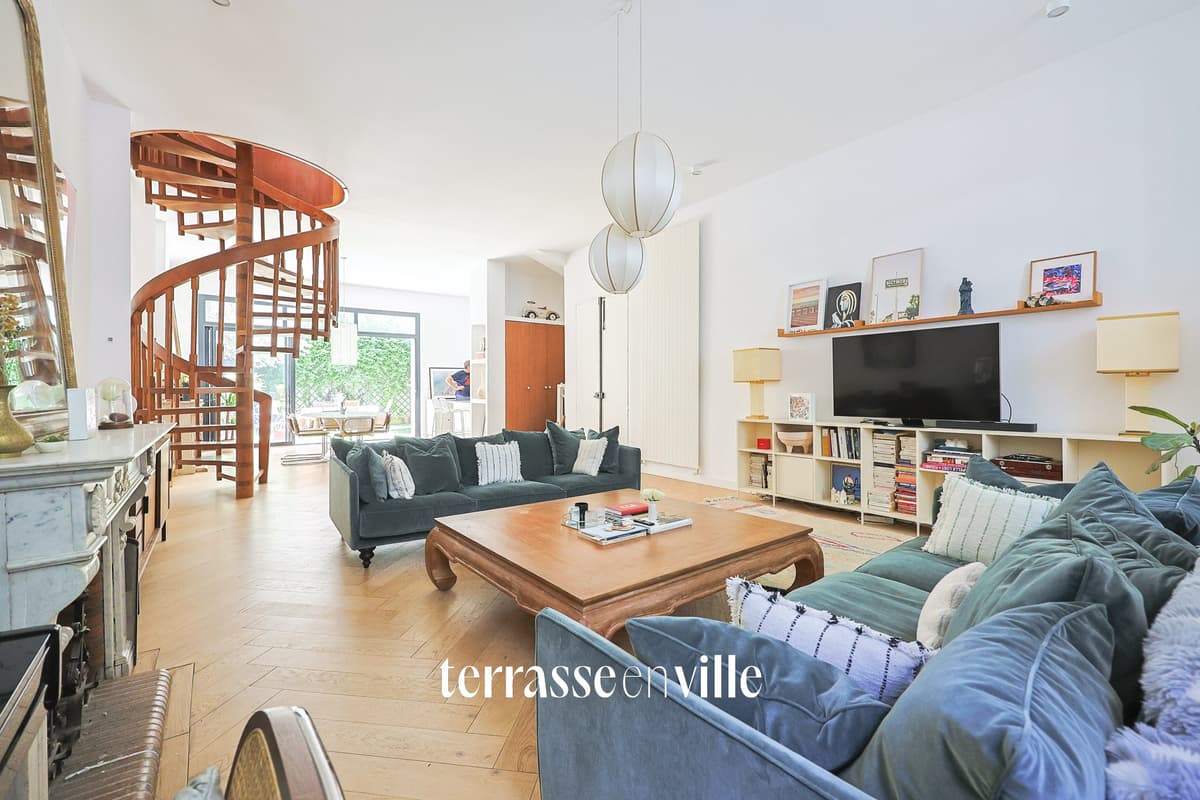 EXCLUSIVITE - VAUBAN - T5/6 - DUPLEX - TERRASSE - GARAGE EN SUS - 1 045 000 € - 4