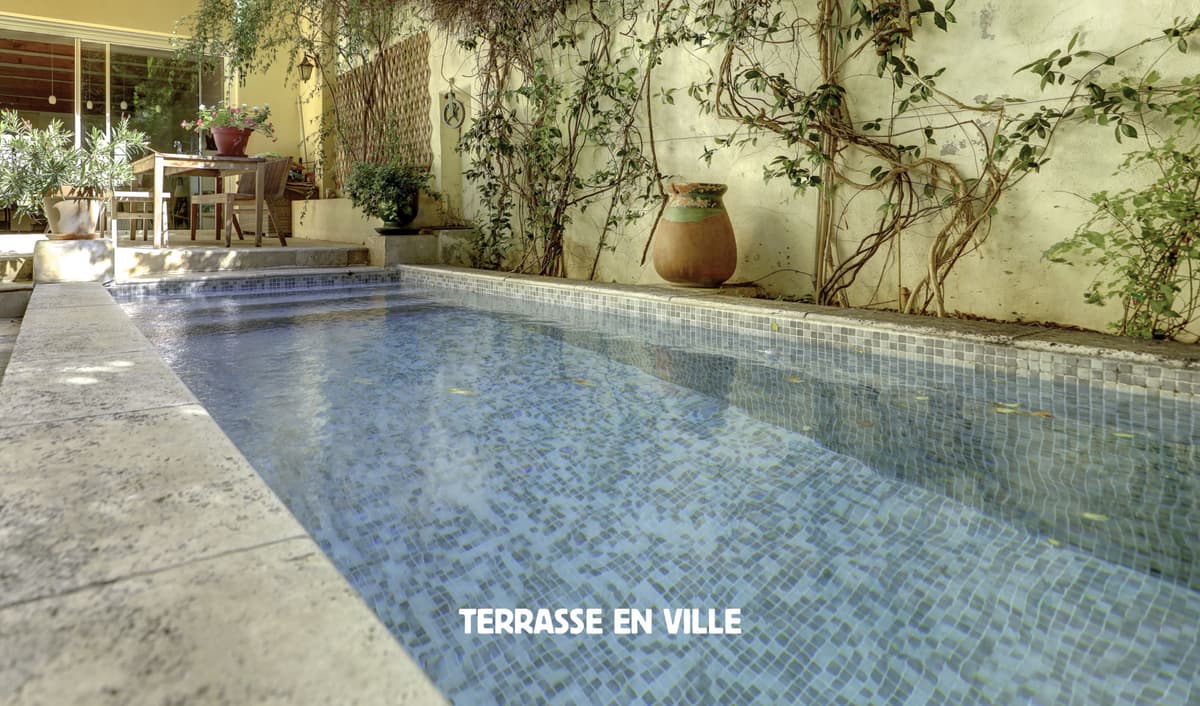 PLACE DELIBES - DUPLEX - 165M2 -JARDIN - PISCINE 1 230 000 € - 2