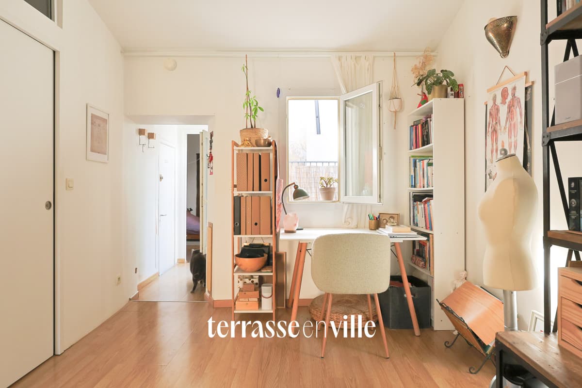 EXCLUSIVITE -LE PANIER - 33M2 -T2 - DERNIER ETAGE - TERRASSES - 250 000 € - 4