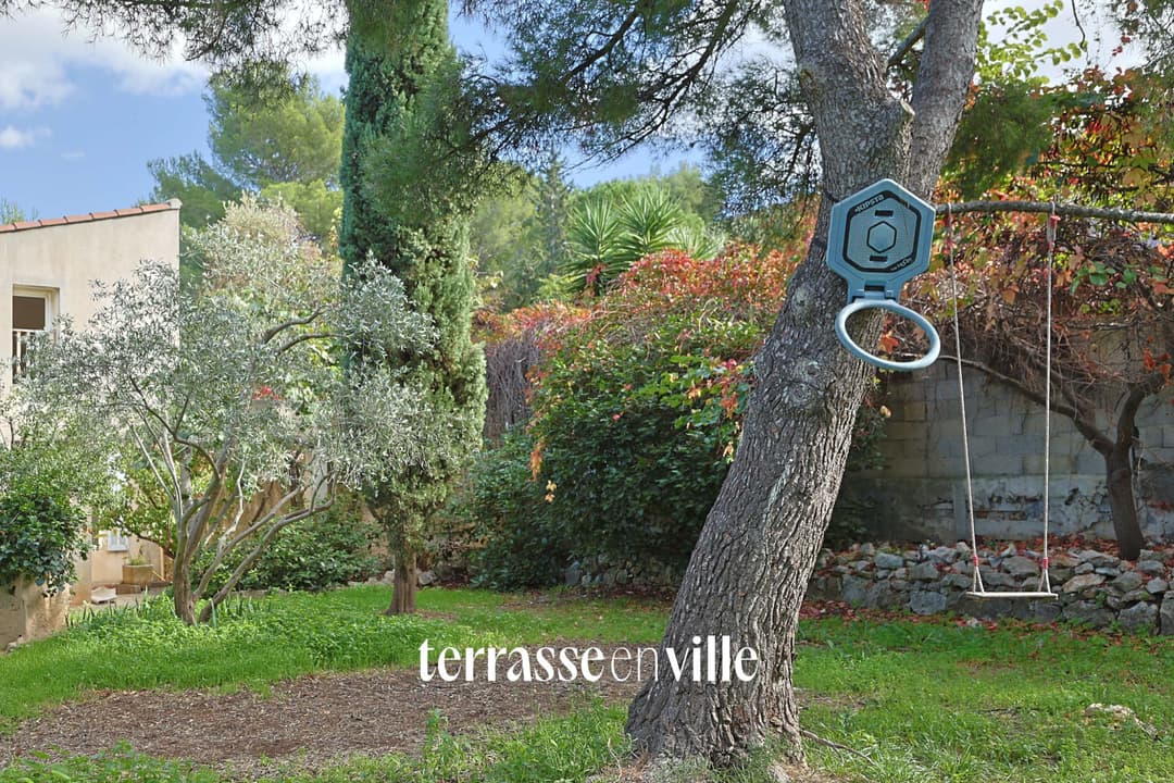 LA PANOUSE - MAISON - 175M2 - JARDIN - GARAGE - 750 000€