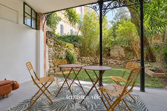 EXCLUSIVITE - CAMAS - EUGENE PIERRE - T2 - BASSES OFFICES - 212 000€