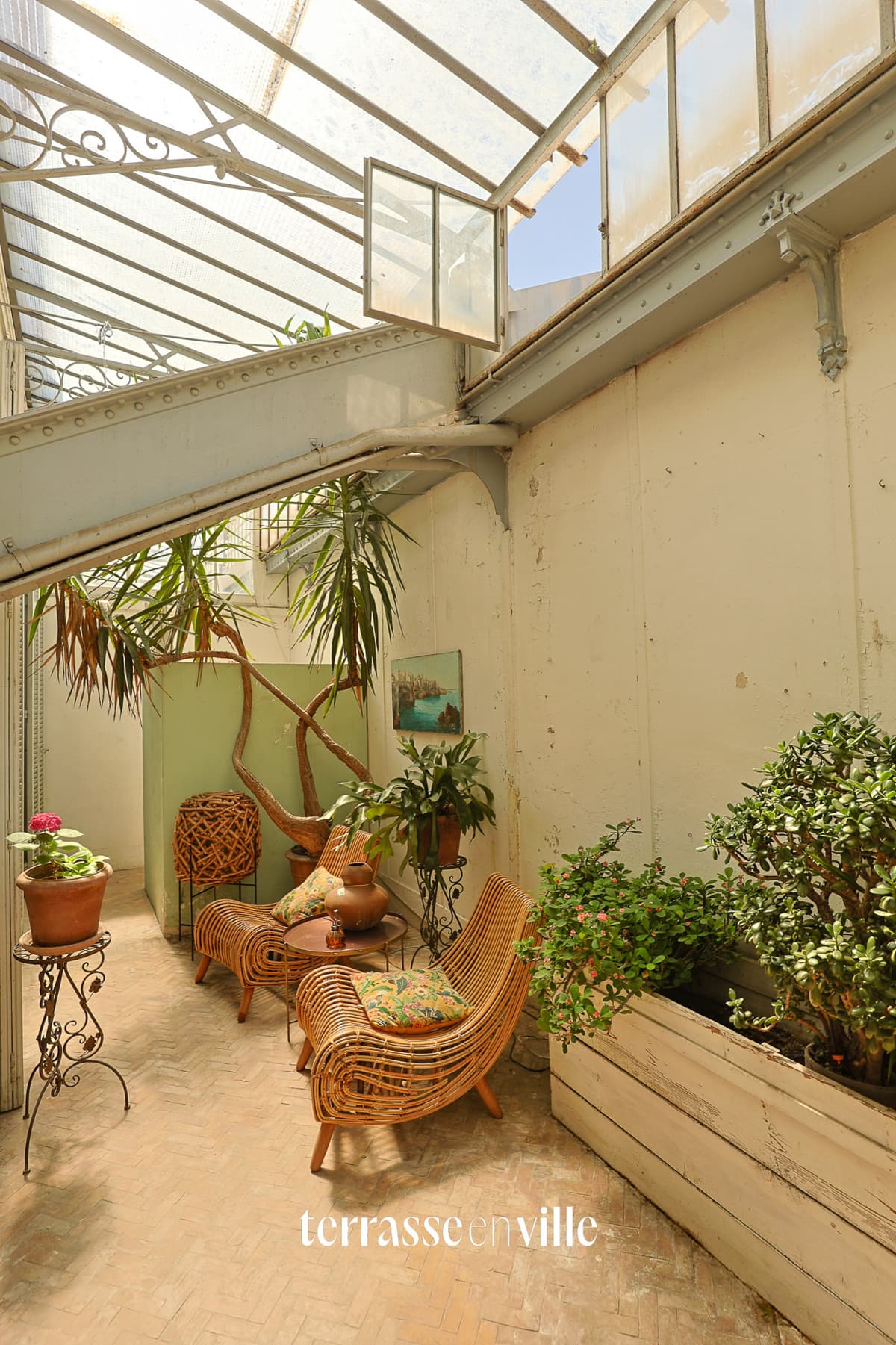 EXCLUSIVITE - LES REFORMES - 132M2 - T4 - TERRASSE - 26M2 - CHAMBRES DE SERVICES - 500 000 € - 3