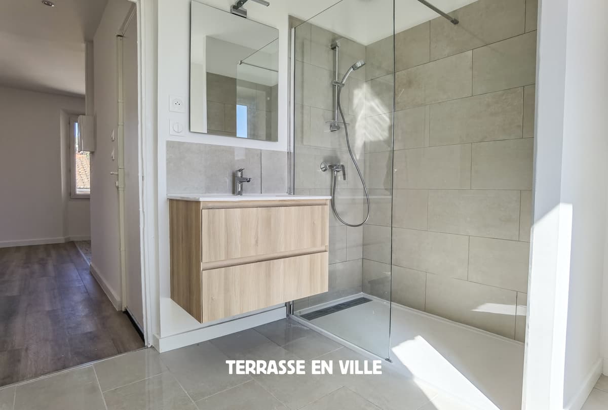 13016 - SAINT ANDRÉ - T2 - 685 € - 3